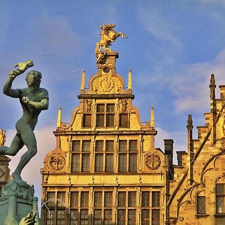 Sleep Inn - Black And Gold Loft Antwerp Cityview 외부 사진